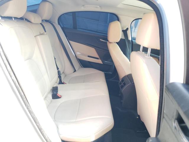 Photo 10 from auction – 2018 JAGUAR XE with VIN SAJAR4FX0JCP30319