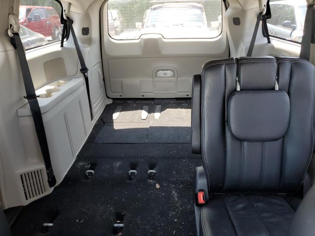 Photo 10 from auction – 2014 CHRYSLER TOWN & COU with VIN 2C4RC1BG9ER440617