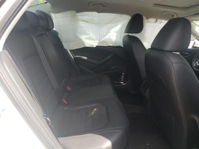 Photo 10 from auction – 2015 VOLKSWAGEN PASSAT SEL with VIN 1VWCT7A33FC108073