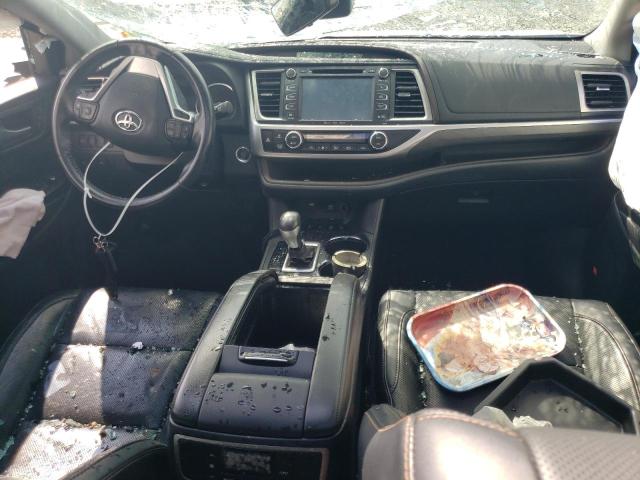 Photo 8 from auction – 2017 TOYOTA HIGHLANDER with VIN 5TDDZRFH1HS371556