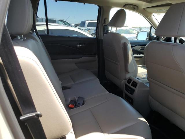 Photo 11 from auction – 2016 HONDA PILOT TOUR with VIN 5FNYF5H99GB014735