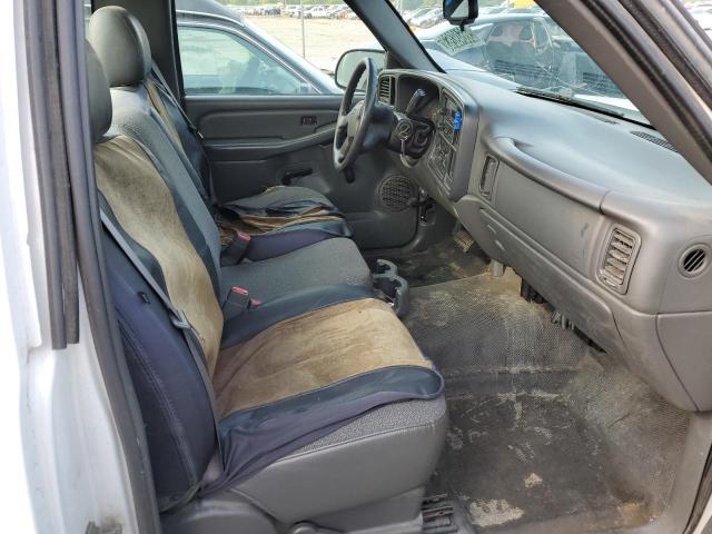 Photo 10 from auction – 2005 CHEVROLET SILVERADO with VIN 1GCEC14X05Z211938