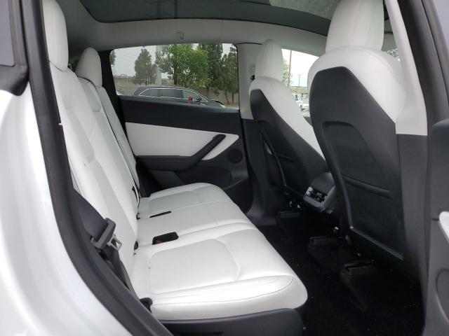 Photo 11 from auction – 2022 TESLA MODEL Y with VIN 7SAYGAEE0NF347509