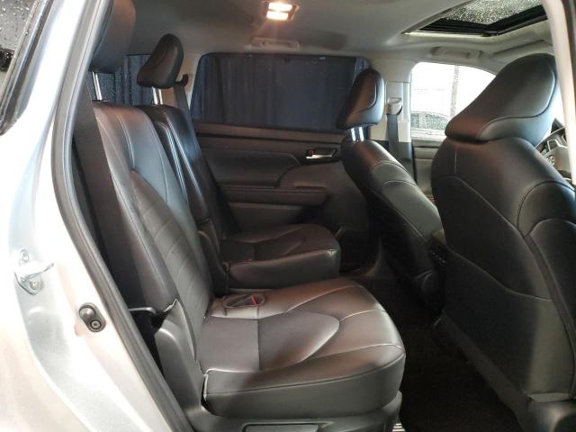 Photo 11 from auction – 2023 TOYOTA HIGHLANDER with VIN 5TDKDRAH9PS014668