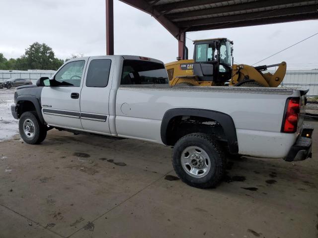Photo 2 from auction – 2005 CHEVROLET SILVERADO with VIN 1GCHK29UX5E252718