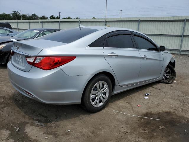 Photo 3 from auction – 2012 HYUNDAI SONATA GLS with VIN 5NPEB4AC8CH489027