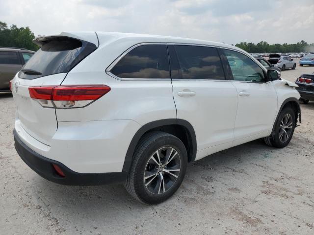 Photo 3 from auction – 2017 TOYOTA HIGHLANDER with VIN 5TDZZRFH6HS214451