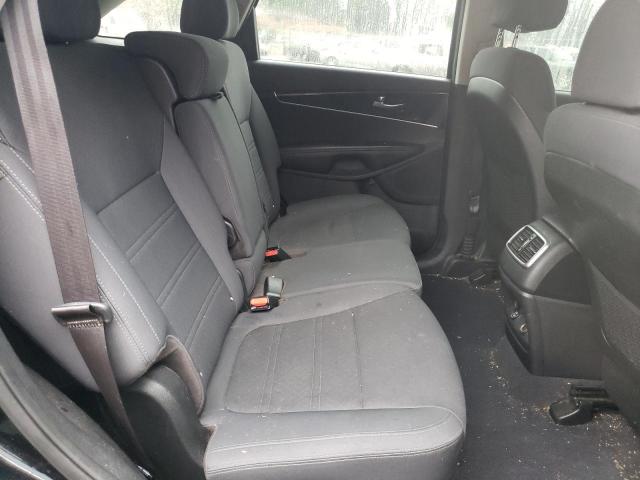 Photo 10 from auction – 2018 KIA SORENTO LX with VIN 5XYPGDA30JG415261