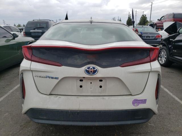 Photo 6 from auction – 2018 TOYOTA PRIUS PRIM with VIN JTDKARFP5J3095427