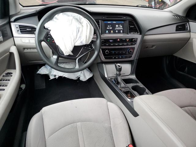 Photo 8 from auction – 2017 HYUNDAI SONATA SE with VIN 5NPE24AF6HH561747