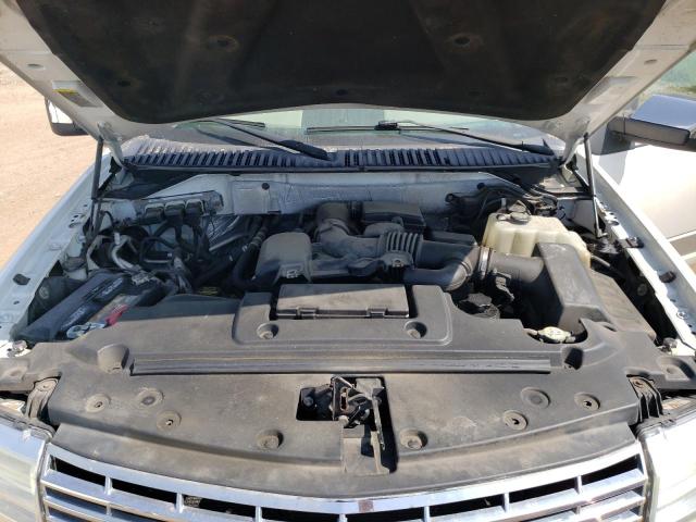 Photo 12 from auction – 2010 LINCOLN NAVIGATOR with VIN 5LMJJ2J53AEJ04860