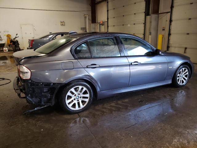 Photo 3 from auction – 2006 BMW 325 XI with VIN WBAVD135X6KV13788