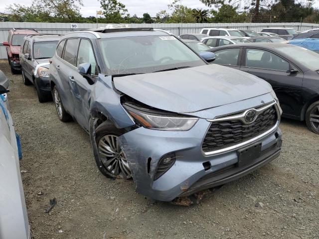Photo 4 from auction – 2022 TOYOTA HIGHLANDER with VIN 5TDFZRBH3NS223824