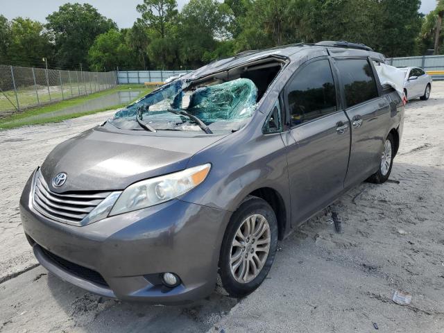 Photo 1 from auction – 2016 TOYOTA SIENNA XLE with VIN 5TDYK3DC0GS720375