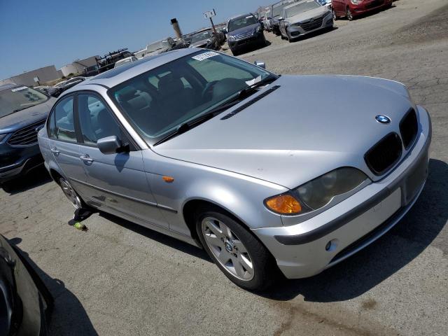 Photo 4 from auction – 2002 BMW 325 I with VIN WBAEV33432KL72749
