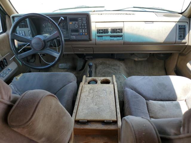 Photo 8 from auction – 1993 GMC SUBURBAN K with VIN 1GDFK16K2PJ725523