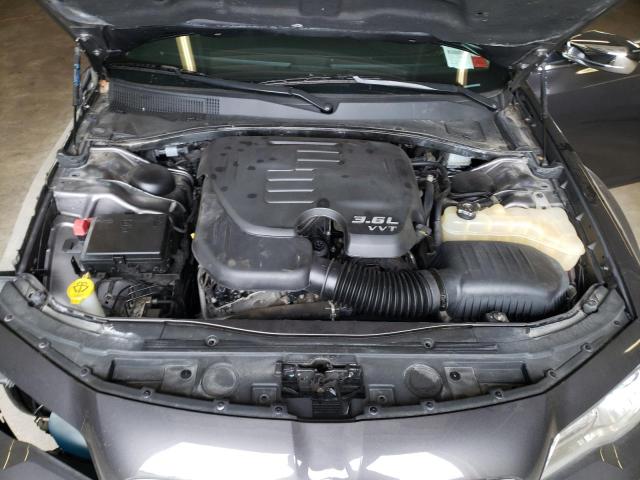 Photo 11 from auction – 2016 CHRYSLER 300C with VIN 2C3CCAKGXGH325320