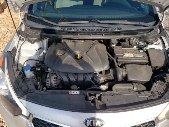 Photo 11 from auction – 2015 KIA FORTE LX with VIN KNAFK4A6XF5295308