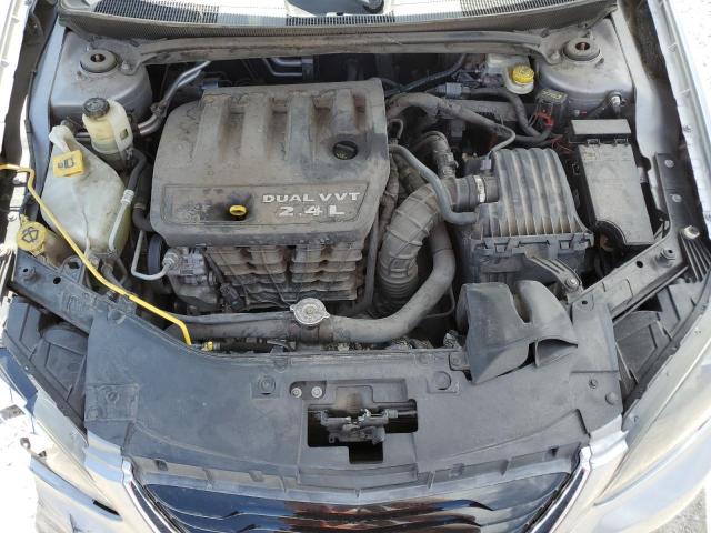 Photo 11 from auction – 2013 CHRYSLER 200 TOURIN with VIN 1C3CCBBB3DN594885