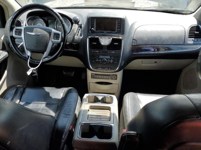 Photo 8 from auction – 2011 CHRYSLER TOWN & COU with VIN 2A4RR8DG8BR796700