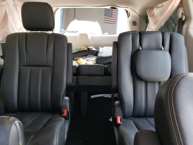Photo 10 from auction – 2014 CHRYSLER TOWN & COU with VIN 2C4RC1CG7ER277903