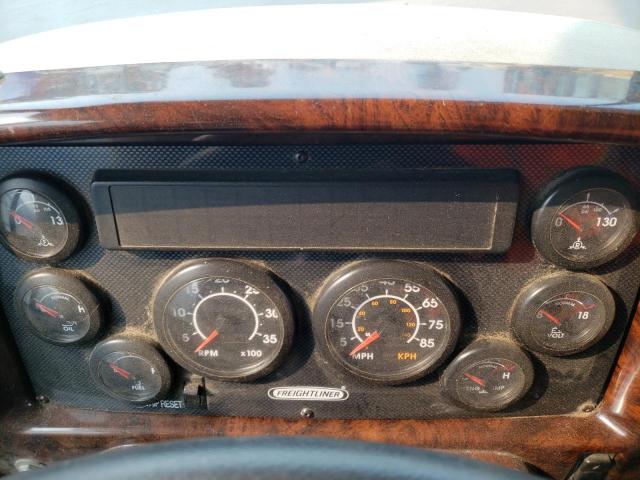 Photo 8 from auction – 1999 FREIGHTLINER CHASSIS X with VIN 4UZ6XFBC2XCF65129