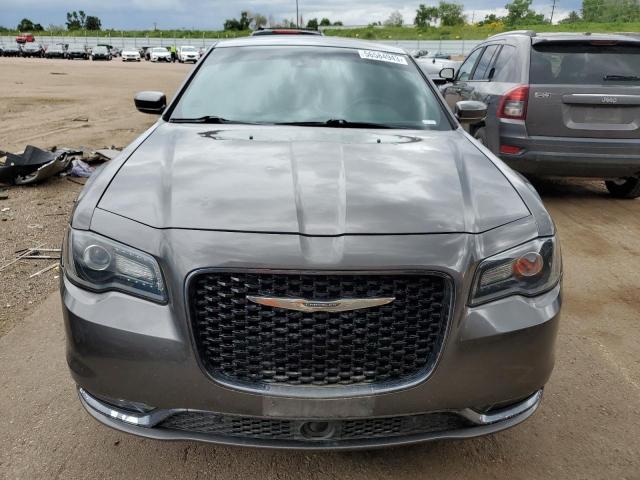 Photo 5 from auction – 2018 CHRYSLER 300 S with VIN 2C3CCABG4JH261878