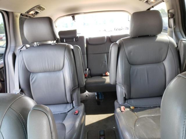 Photo 10 from auction – 2004 TOYOTA SIENNA XLE with VIN 5TDBA22C44S010414