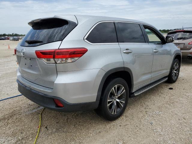 Photo 3 from auction – 2018 TOYOTA HIGHLANDER with VIN 5TDZZRFH0JS263487