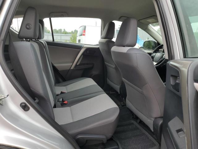 Photo 11 from auction – 2014 TOYOTA RAV4 LE with VIN 2T3BFREV3EW155175