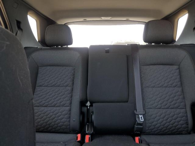 Photo 10 from auction – 2018 CHEVROLET EQUINOX LT with VIN 2GNAXJEV4J6330430