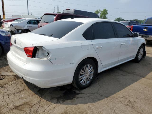 Photo 3 from auction – 2015 VOLKSWAGEN PASSAT S with VIN 1VWAT7A32FC050559