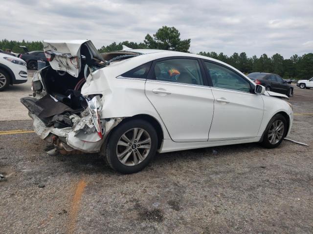 Photo 3 from auction – 2011 HYUNDAI SONATA with VIN 5NPEB4AC7BH121663