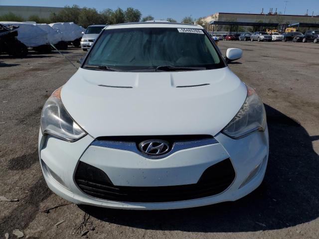 Photo 5 from auction – 2013 HYUNDAI VELOSTER with VIN KMHTC6AD4DU159297
