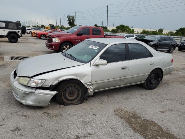 TOYOTA CAMRY CE 2001 with VIN 4T1BG22K61U097600 - Photo from auction