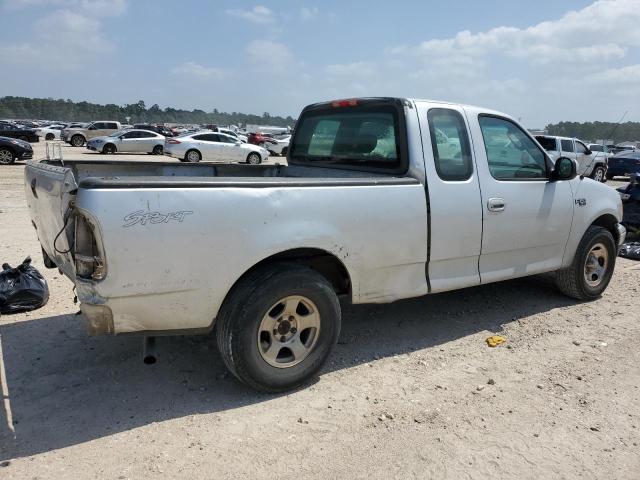 Photo 3 from auction – 2003 FORD F150 with VIN 1FTRX172X3NA20201