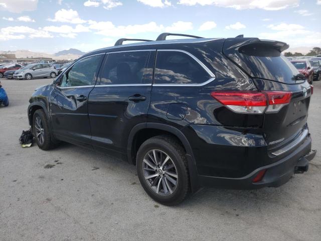 Photo 2 from auction – 2017 TOYOTA HIGHLANDER with VIN 5TDJZRFHXHS436911