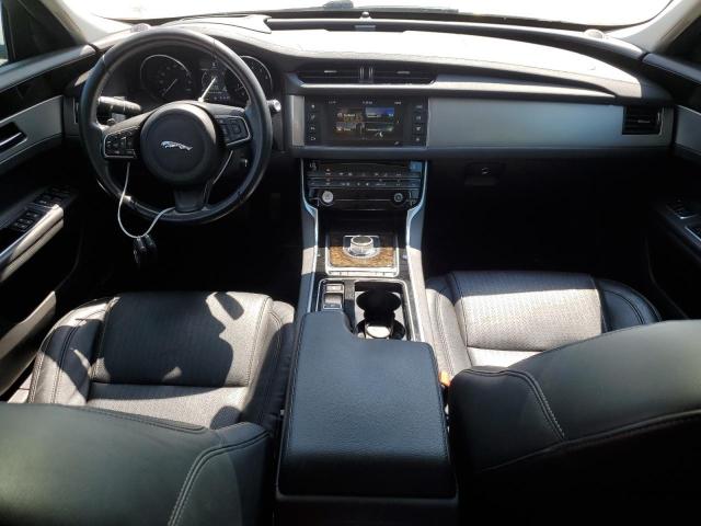 Photo 8 from auction – 2016 JAGUAR XF PRESTIG with VIN SAJBK4BV8GCY16256