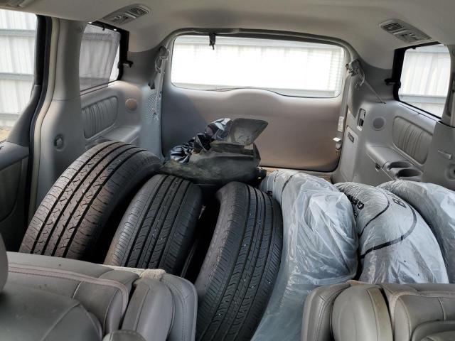 Photo 10 from auction – 2005 TOYOTA SIENNA XLE with VIN 5TDBA22C95S036024