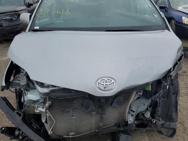 Photo 11 from auction – 2016 TOYOTA SIENNA XLE with VIN 5TDYK3DC7GS723046