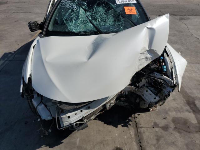 Photo 11 from auction – 2015 TOYOTA SCION TC with VIN JTKJF5C77FJ002123