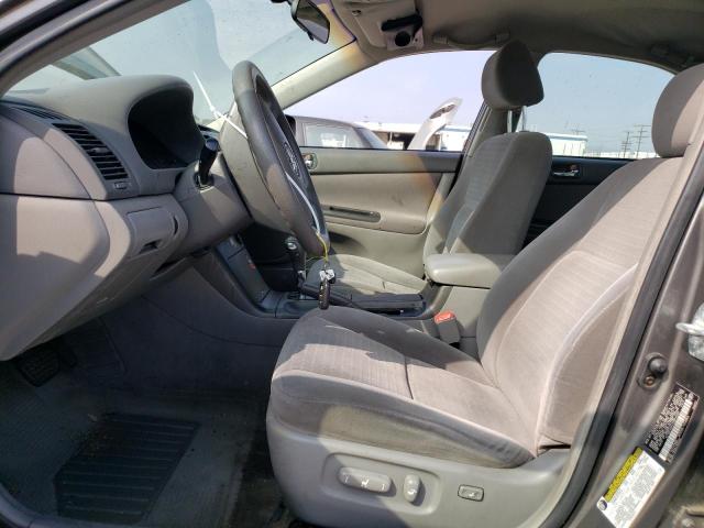 Photo 7 from auction – 2005 TOYOTA CAMRY LE with VIN 4T1BE32K25U970390
