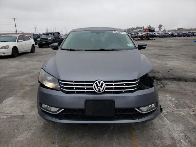 Photo 5 from auction – 2015 VOLKSWAGEN PASSAT SEL with VIN 1VWCT7A37FC046208