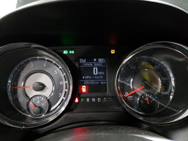 Photo 9 from auction – 2011 CHRYSLER TOWN & COU with VIN 2A4RR8DG8BR714576