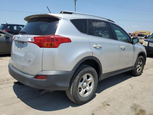 Photo 3 from auction – 2015 TOYOTA RAV4 LE with VIN JTMZFREV8FJ038464