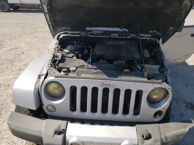 Zdjęcie 11 z aukcji – 2014 JEEP WRANGLER U z VIN 1C4BJWEG2EL146971