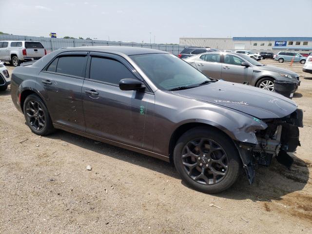 Photo 4 from auction – 2019 CHRYSLER 300 TOURIN with VIN 2C3CCARG3KH581166