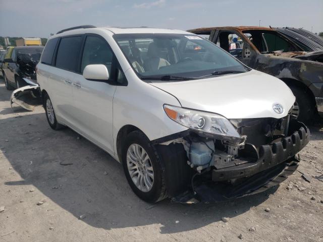 Photo 4 from auction – 2015 TOYOTA SIENNA XLE with VIN 5TDYK3DC8FS623391