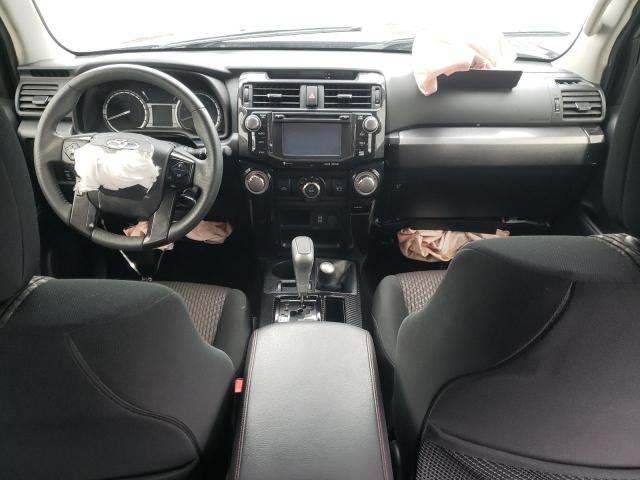Photo 8 from auction – 2019 TOYOTA 4RUNNER SR with VIN JTEBU5JR2K5699639