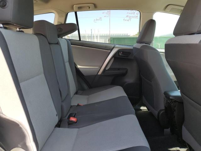 Photo 10 from auction – 2015 TOYOTA RAV4 LE with VIN 2T3ZFREV7FW192780